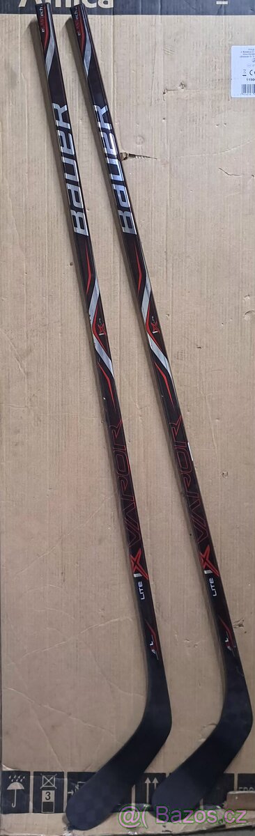 Kompozitní hokejka Bauer Vapor 1XLite.