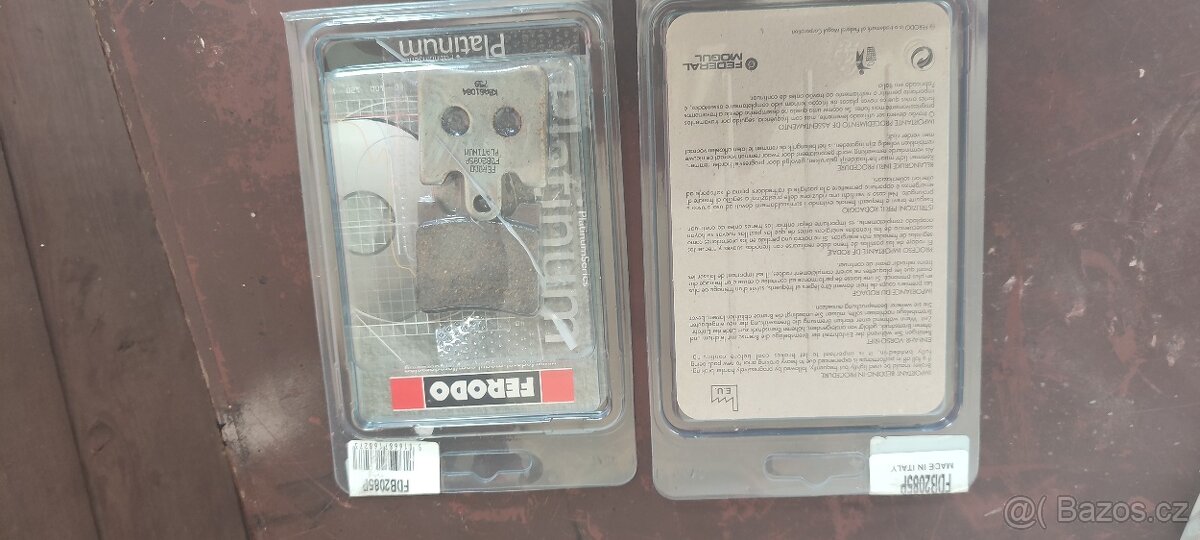 Suzuki Burgman AN 400  brzdové destičky