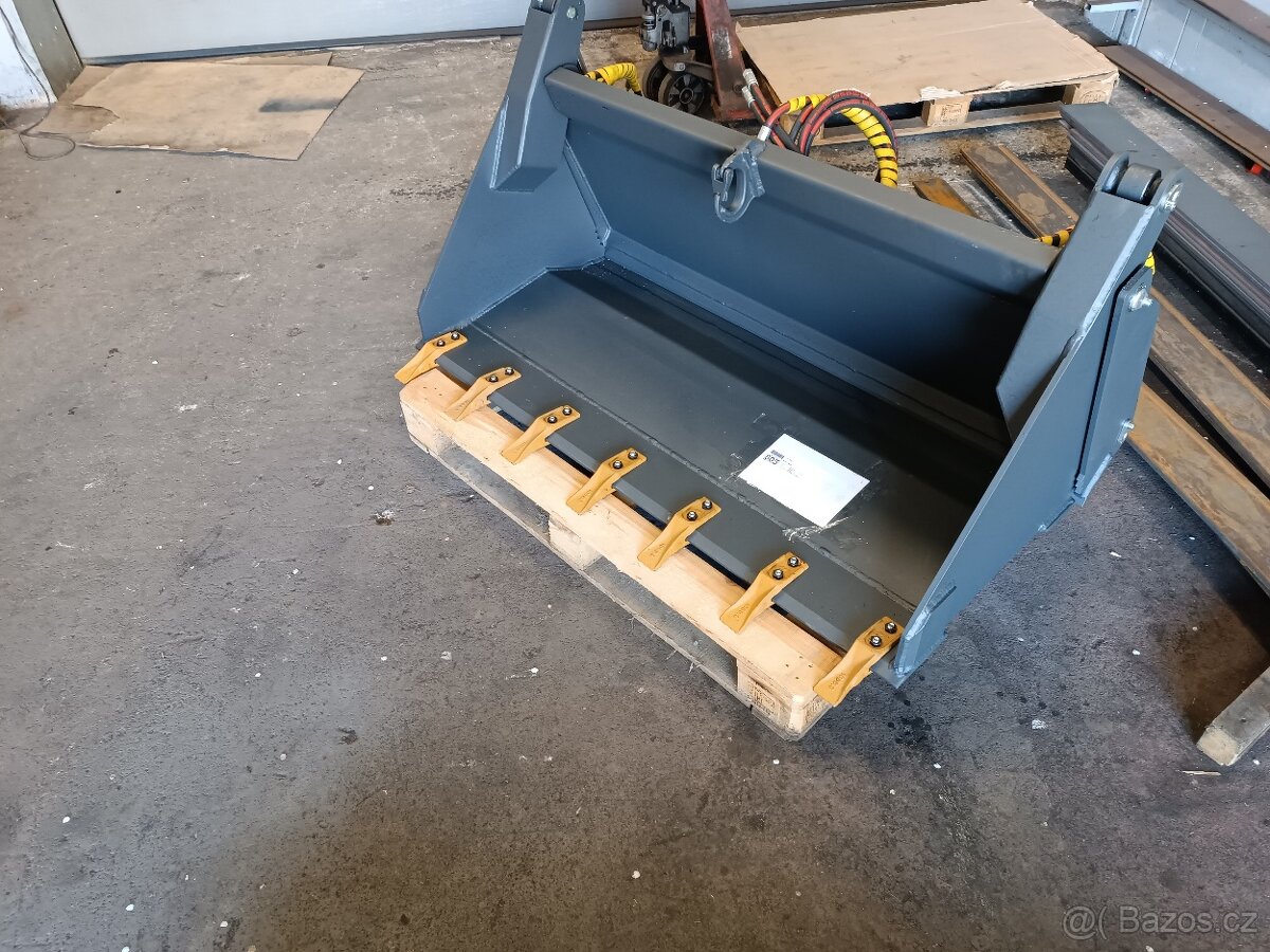 Lopata kombinovaná, klapačka 4v1 UNC, LOCUST, BOBCAT