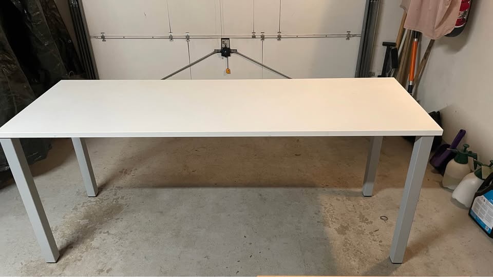 Kancelářský nábytek Hobis