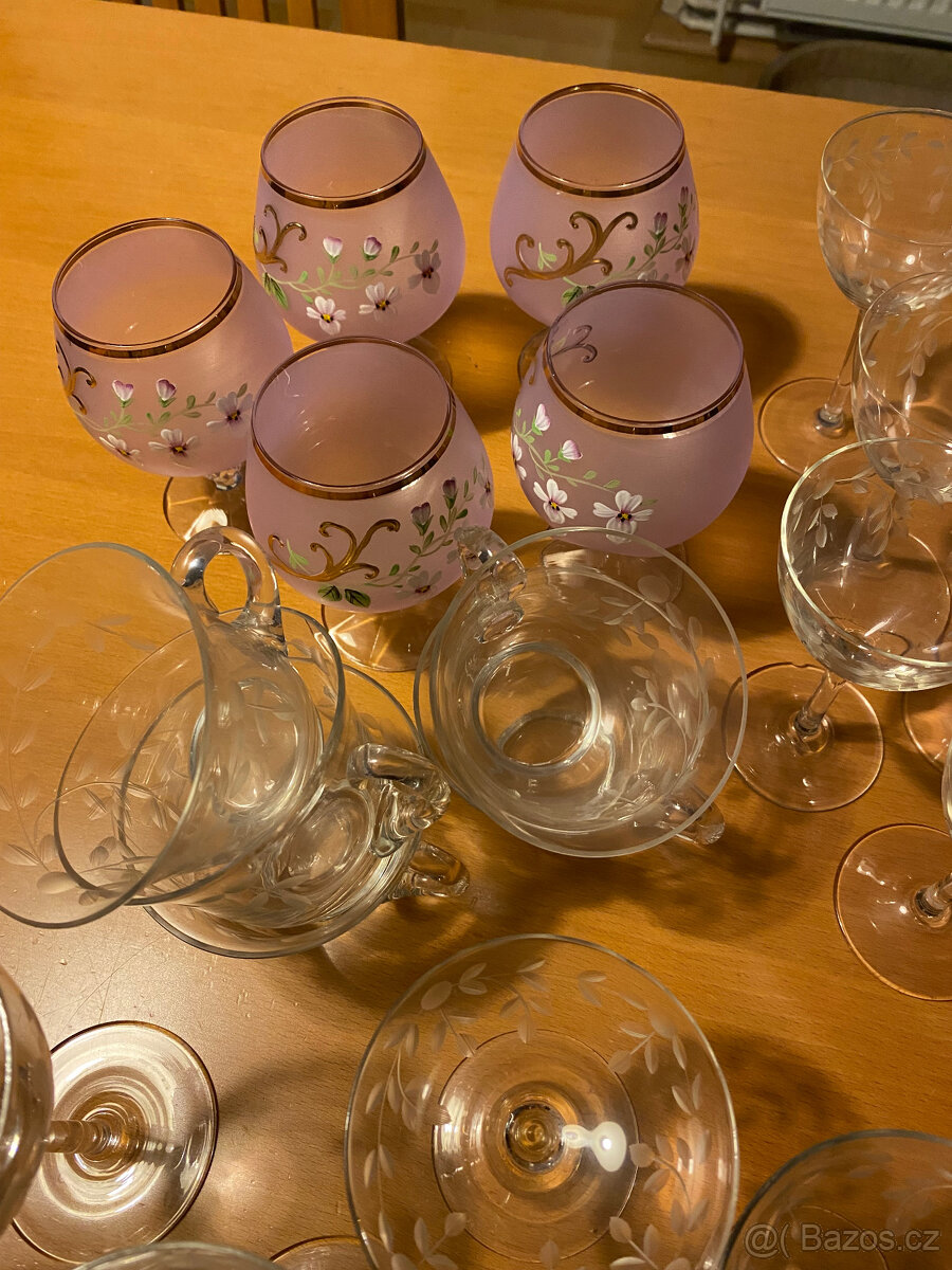 Prodám sklo/pozůstalost...