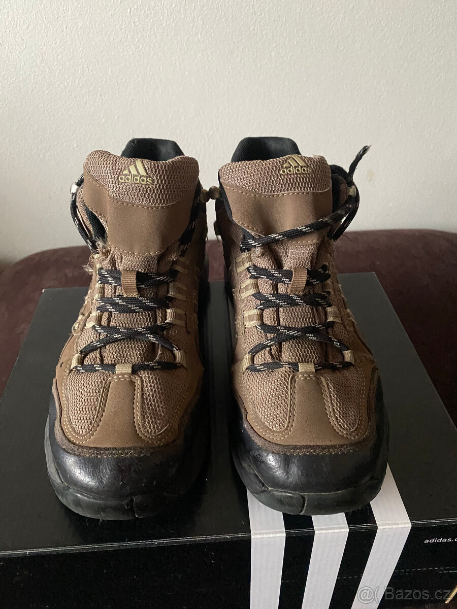 ADIDAS - dětské trekové boty  vel. 36 2/3