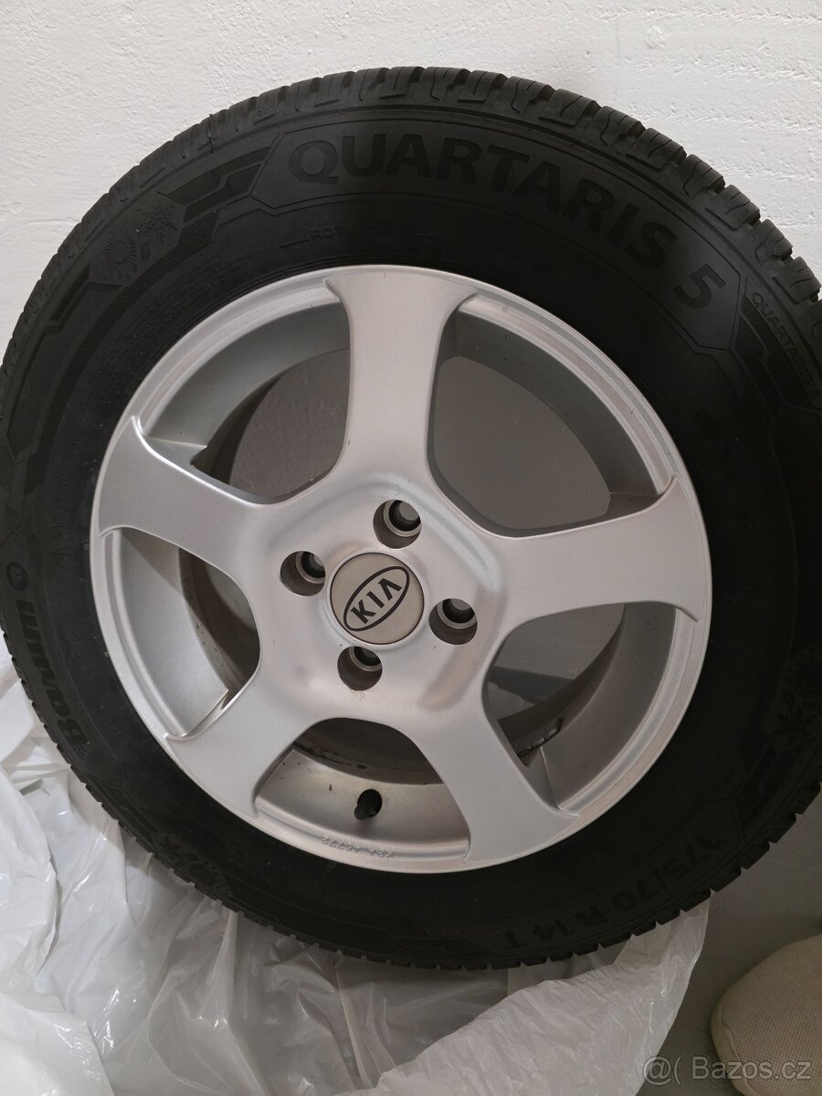 Celoroční pneumatiky Barum 175/70/14