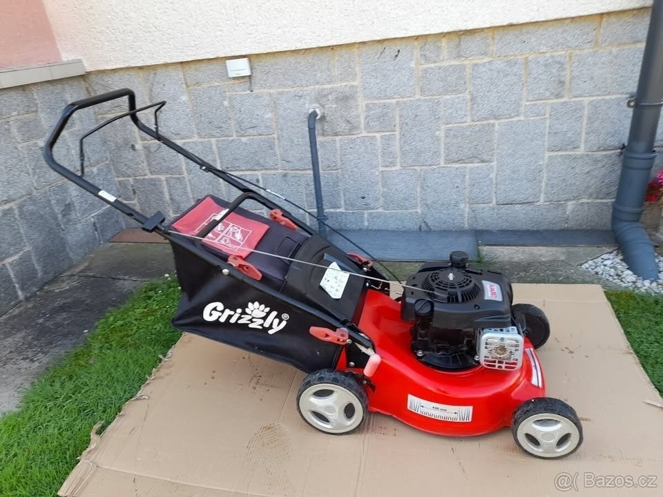 Benzínová sekačka Grizzly Briggs-stratton