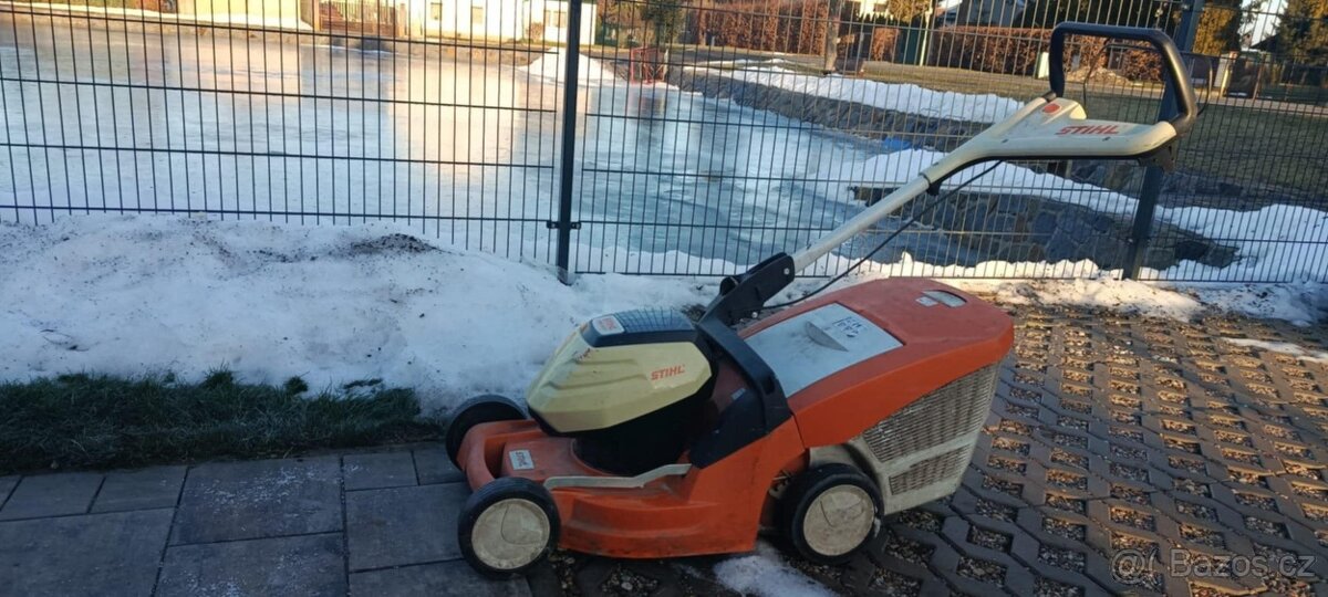 Sekačka STIHL RMA 443