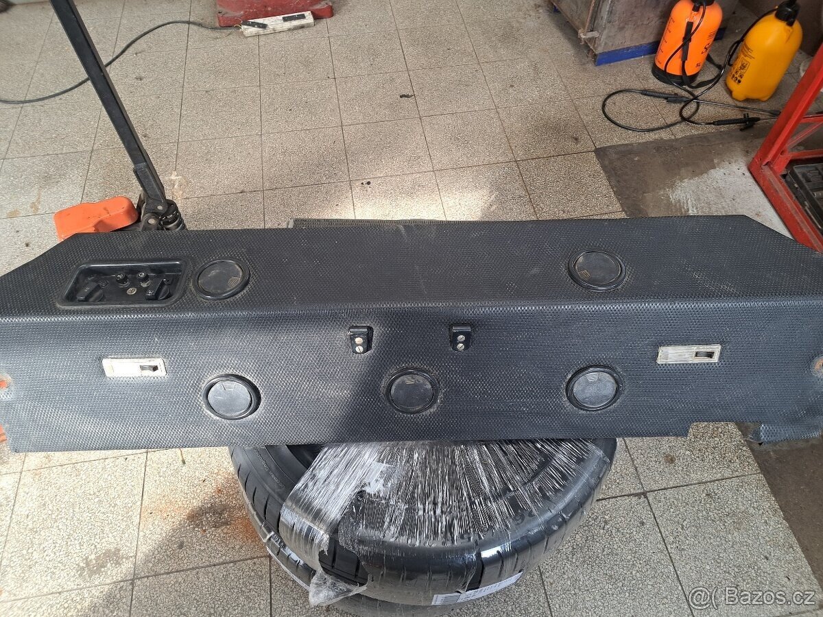 Topení zetor uřI slovenská kabina