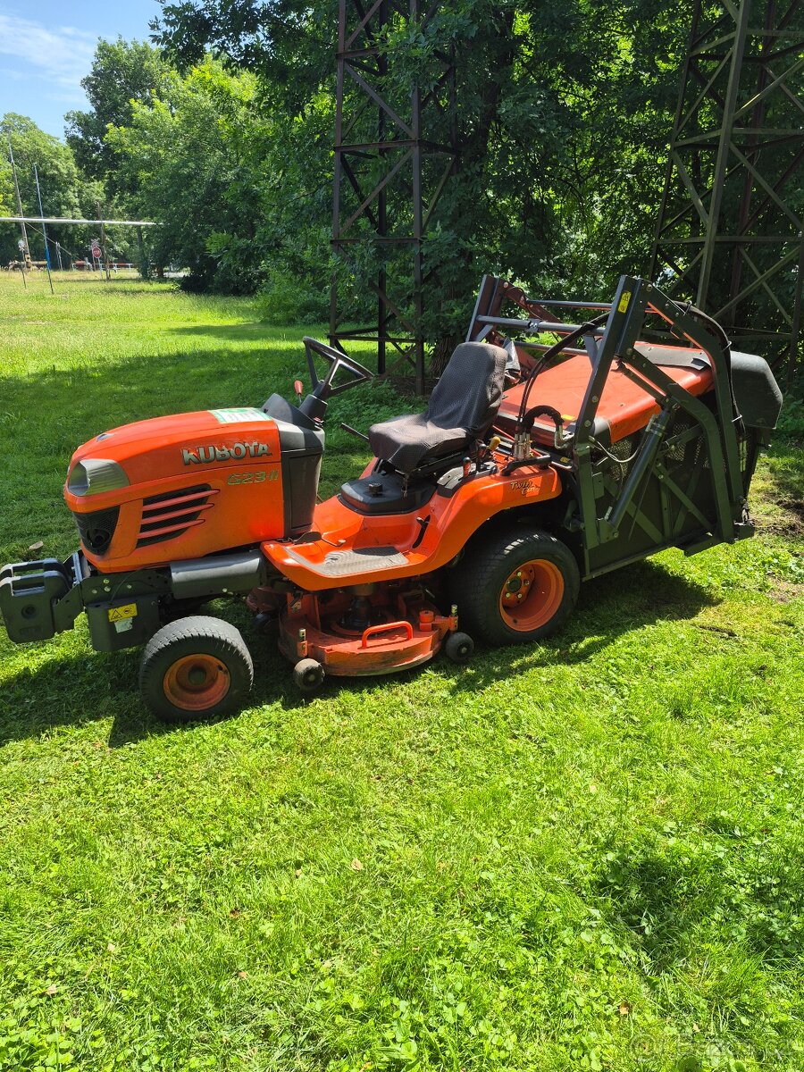 Kubota G23