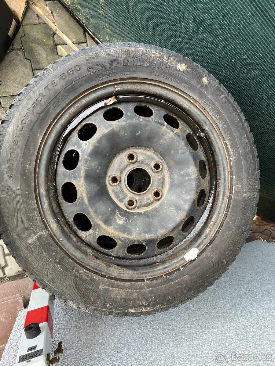 Plechové disky 16" 5x112 + zimní pneu