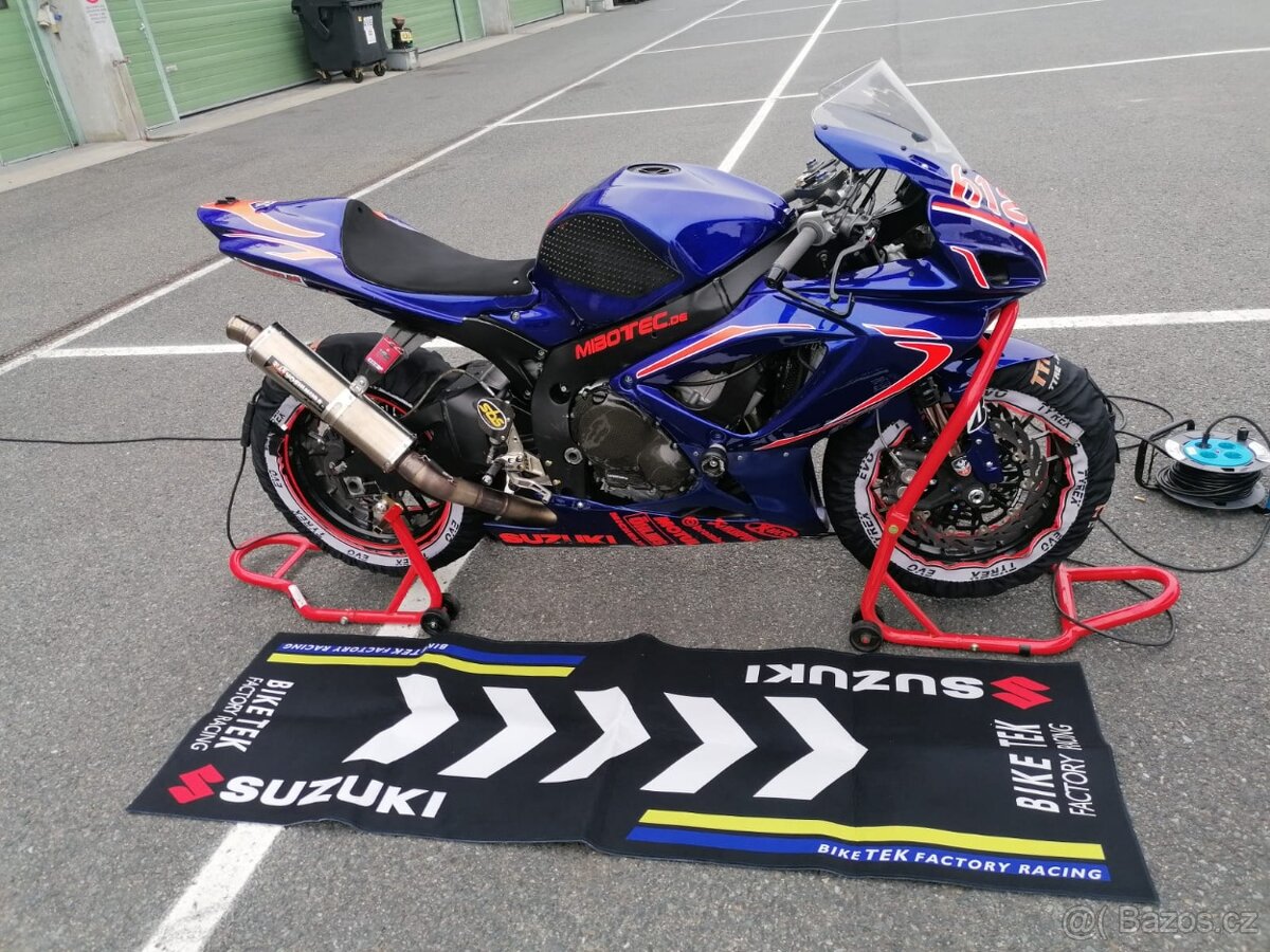 Suzuki GSX-R 750 k7