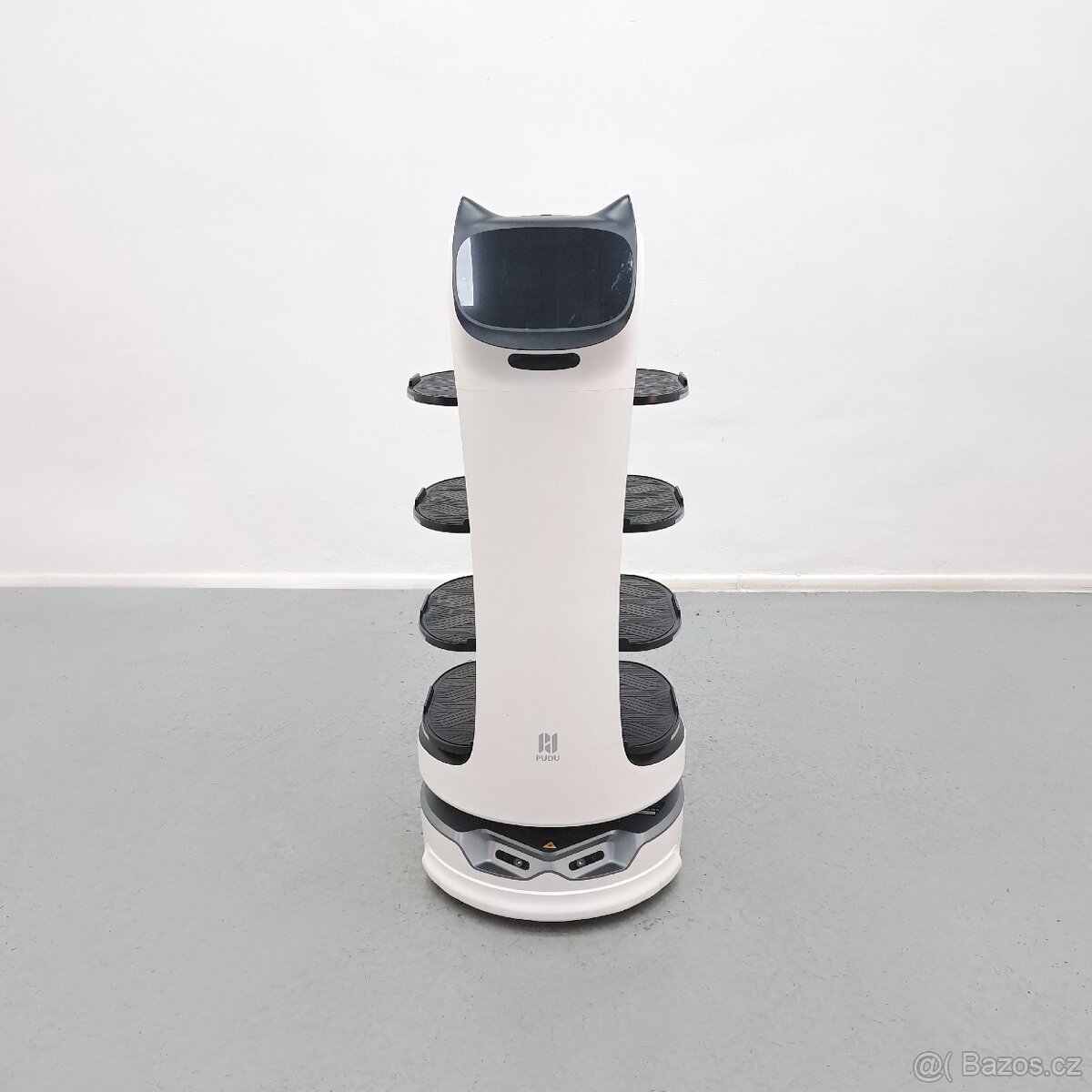 BellaBot - Samostatný obsluhující robot a číšník