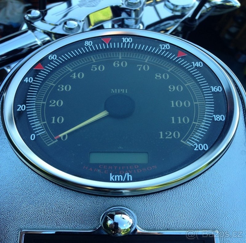 HARLEY DAVIDSON - samolepka v km