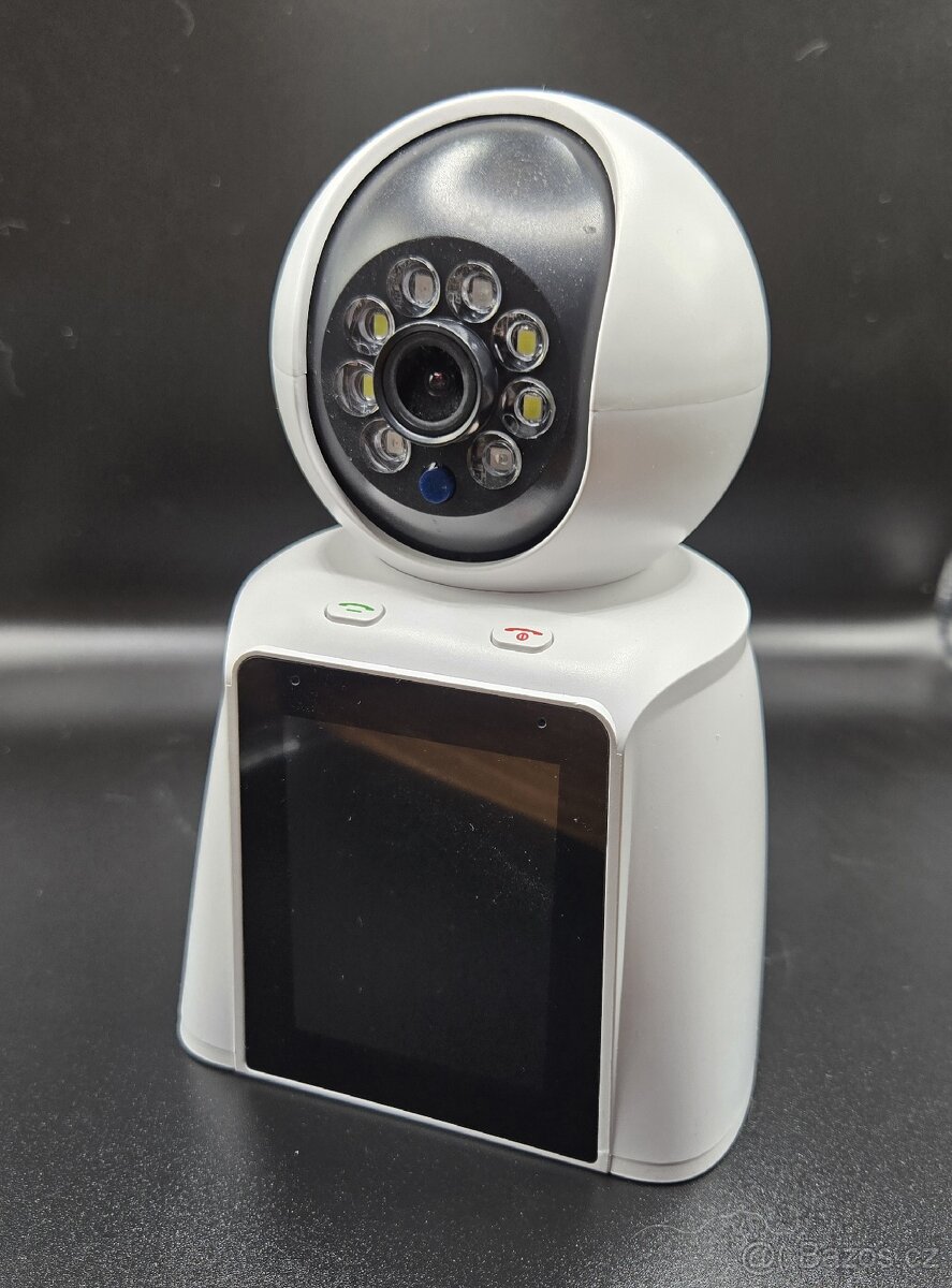 Vnitřní kamera pro seniory s 2.8 Inch displejem