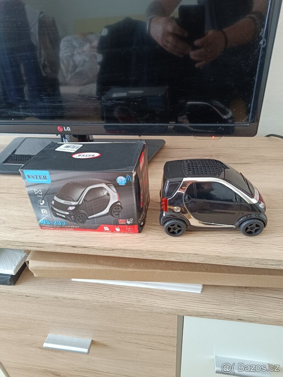 Originální dárek: rádio FM a Bluetooth.