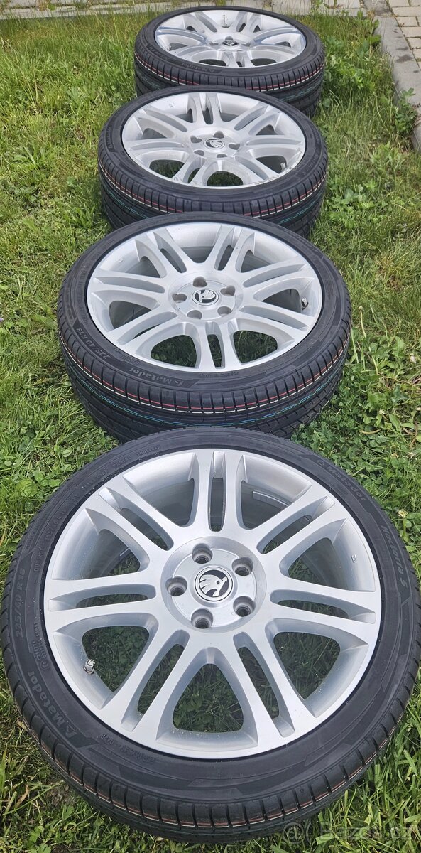 Alu themisto r18