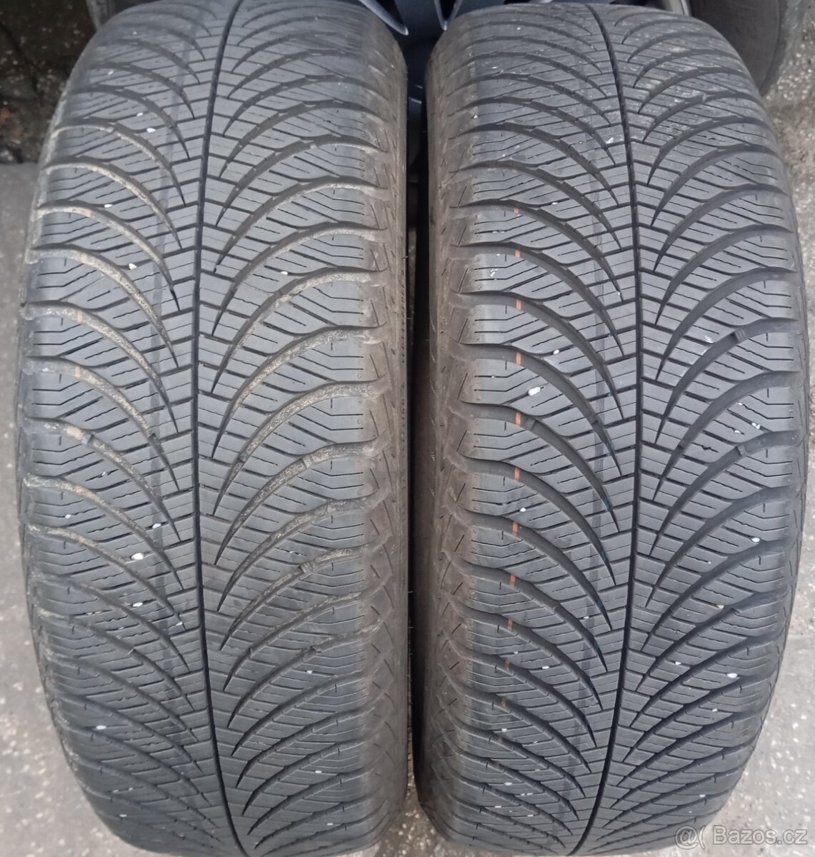 Celoroční pneu Goodyear Vector 4 Seasons 205/60/16