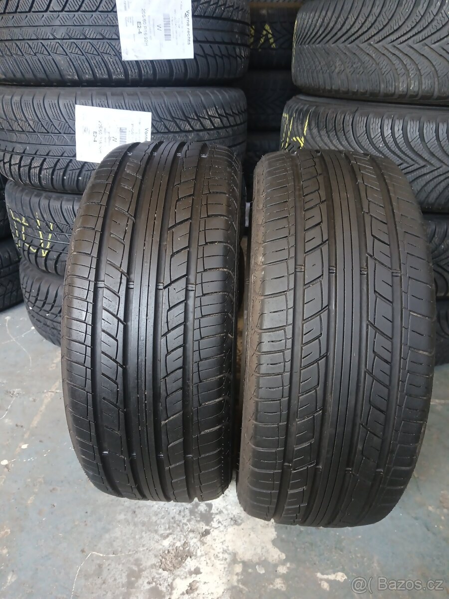 2xletni pneu 195/45/16. Austone. Athena