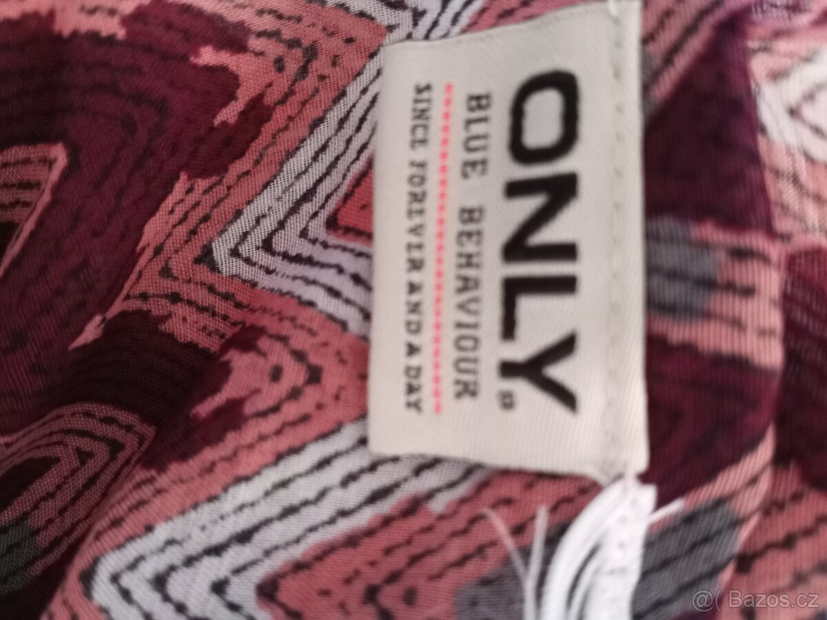 Nový šátek tunel ONLY