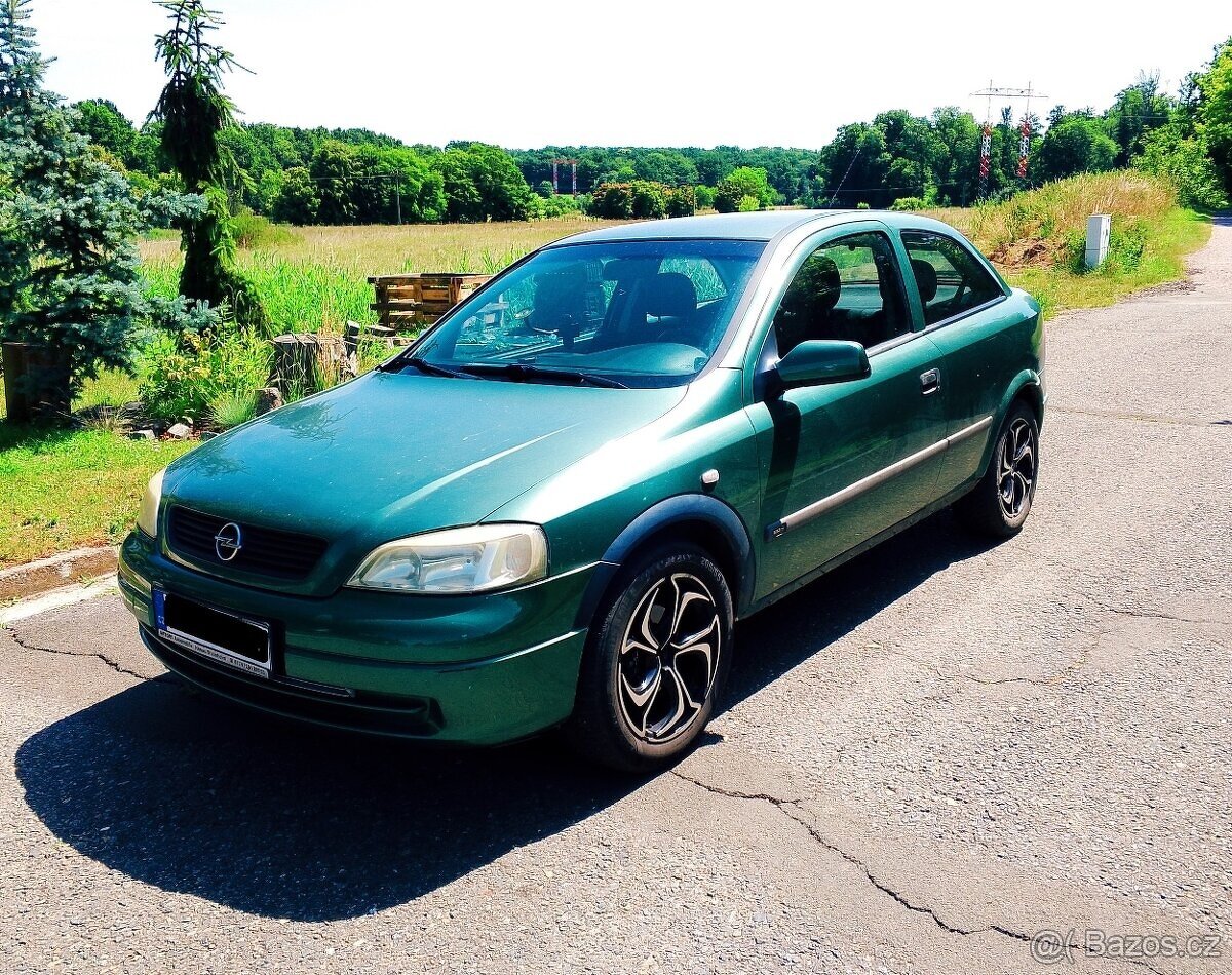 Opel Astra G coupe 1.6 55 kW r.v. 2000