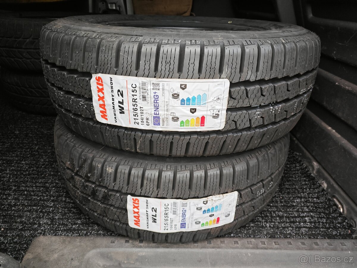 Pneu 215/65 r16 c Maxxis zimní