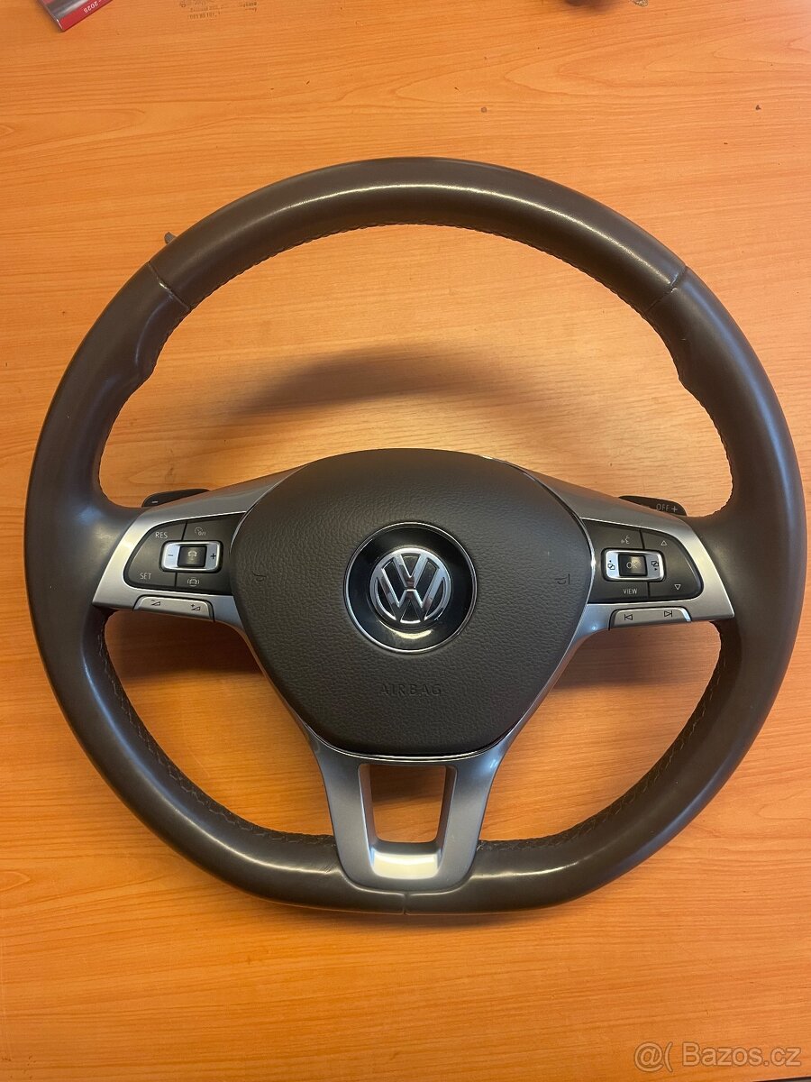 Volant hnědý Vw s airbag - vyhřev volantu