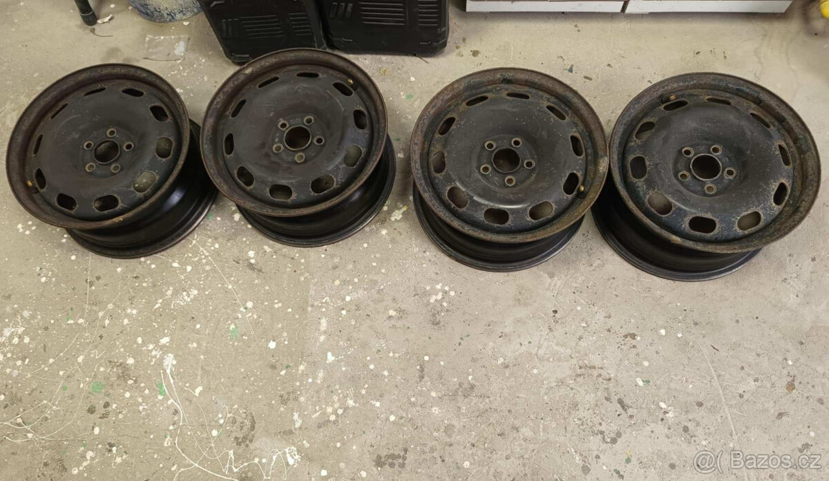 Plechové disky Octavia 1 5x100 R15