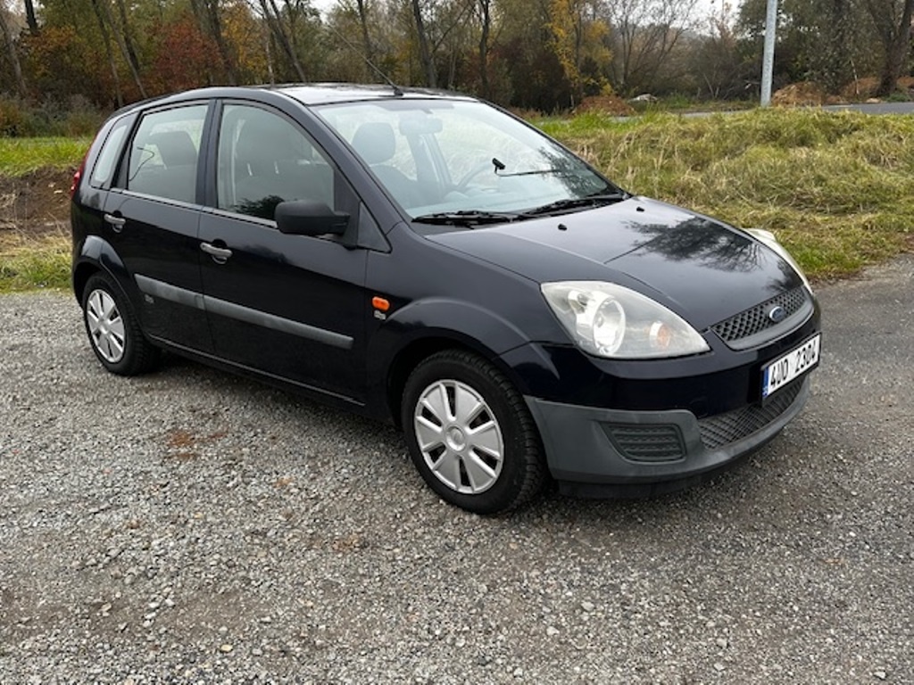 Ford Fiesta 1.3i 44kw, r.2006, 128 000km, původ ČR