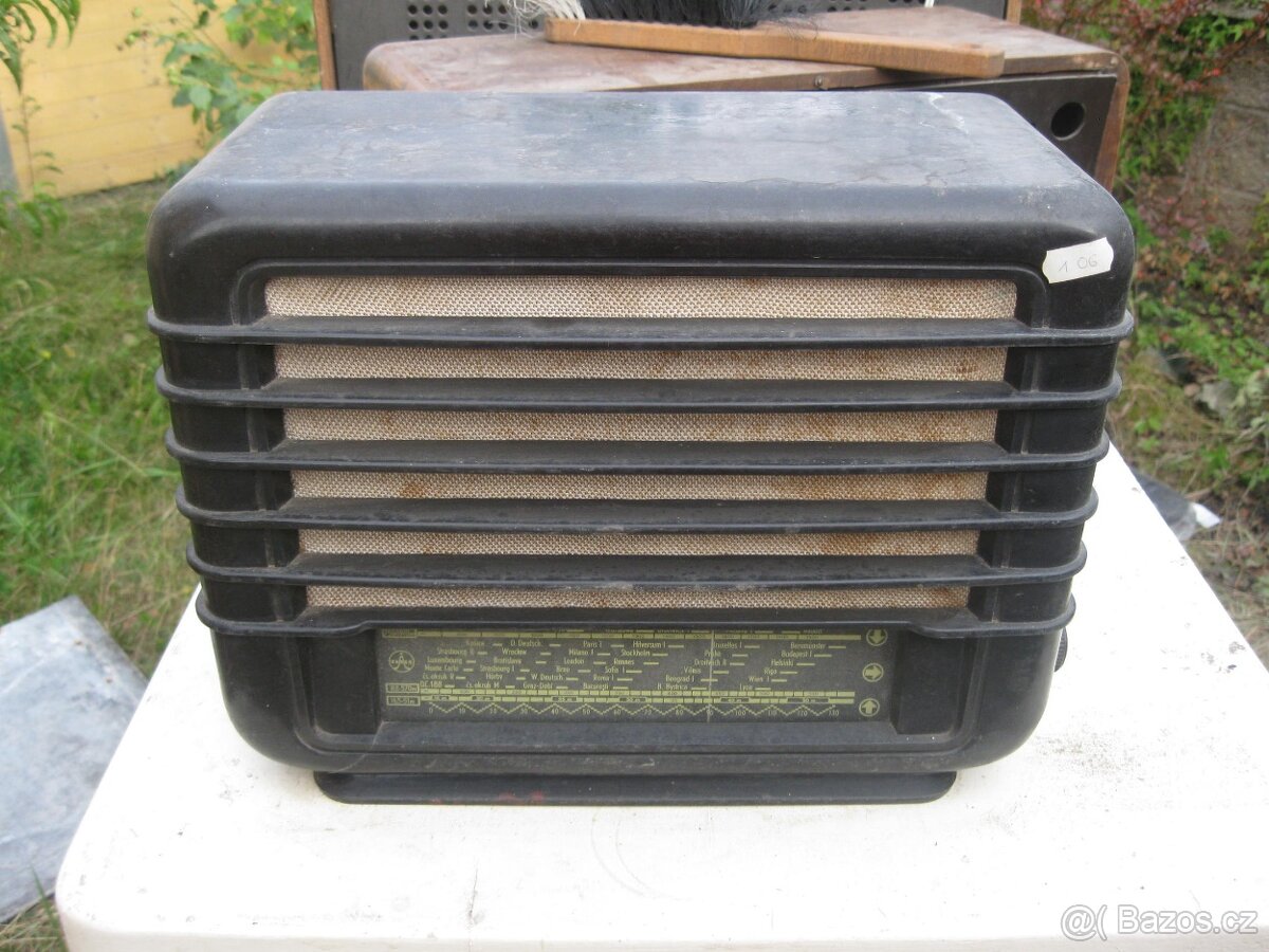 rádio TESLA Rytmus - 1948 - 2.kus 500kč