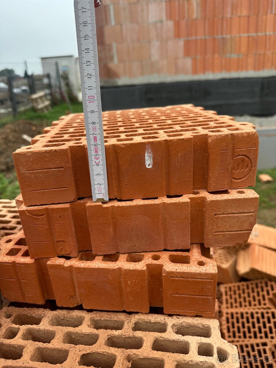 Cihly Porotherm 30 P10 zbytky
