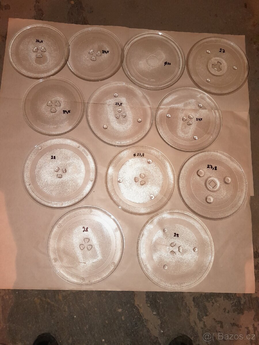 Náhradní talíře do mikrovlnné trouby