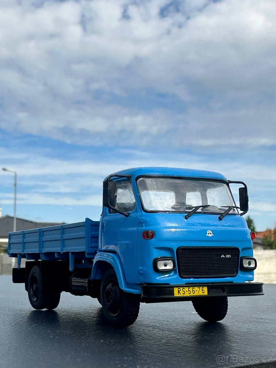 ŠKODA LIAZ/ TATRA/ AVIA predam zberatelske modely.