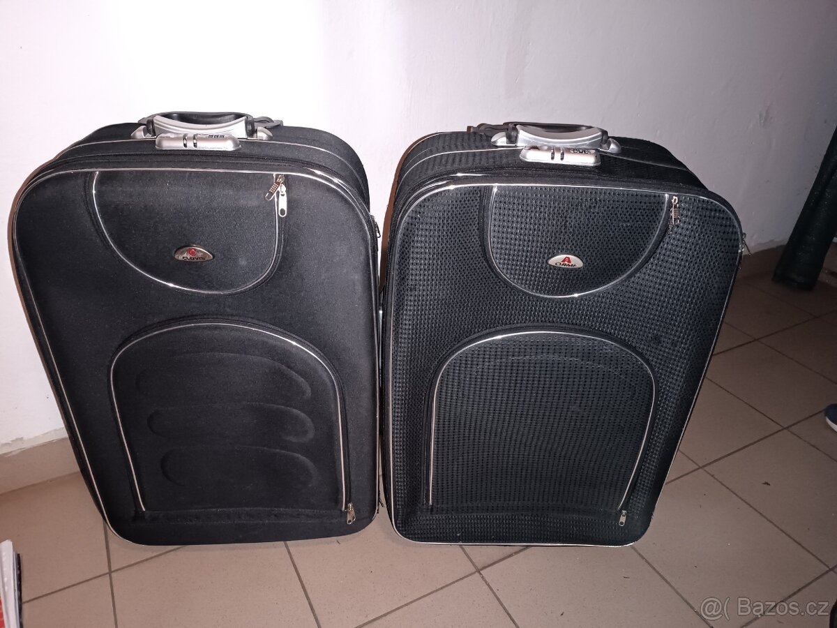 Cestovní kufry