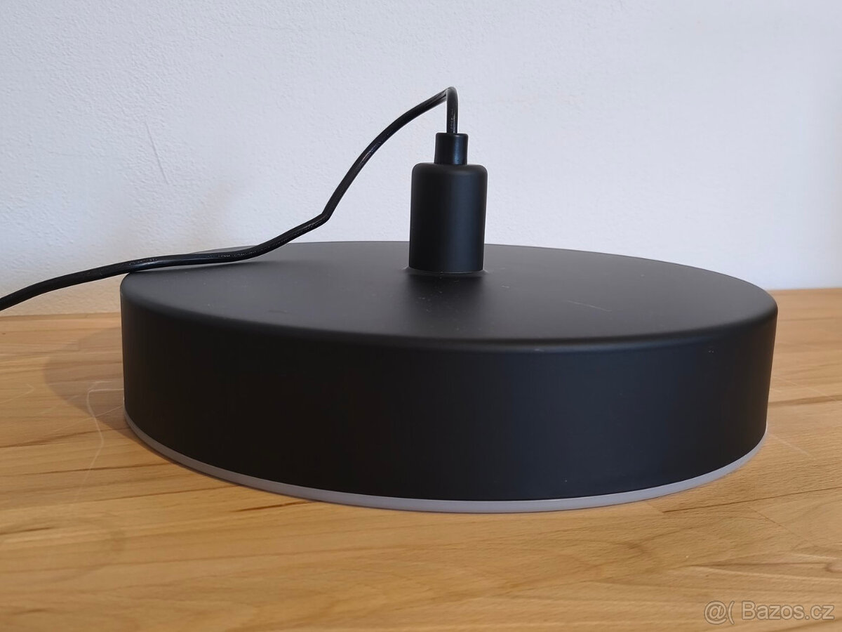 LED závěsná lampa včetně dálkového ovladače