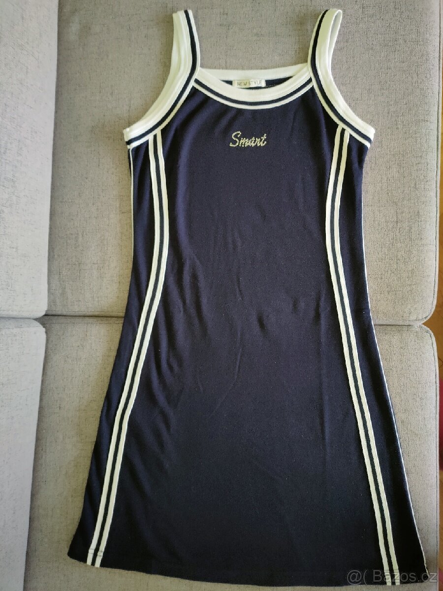 Tmavomodré bavlněné šaty