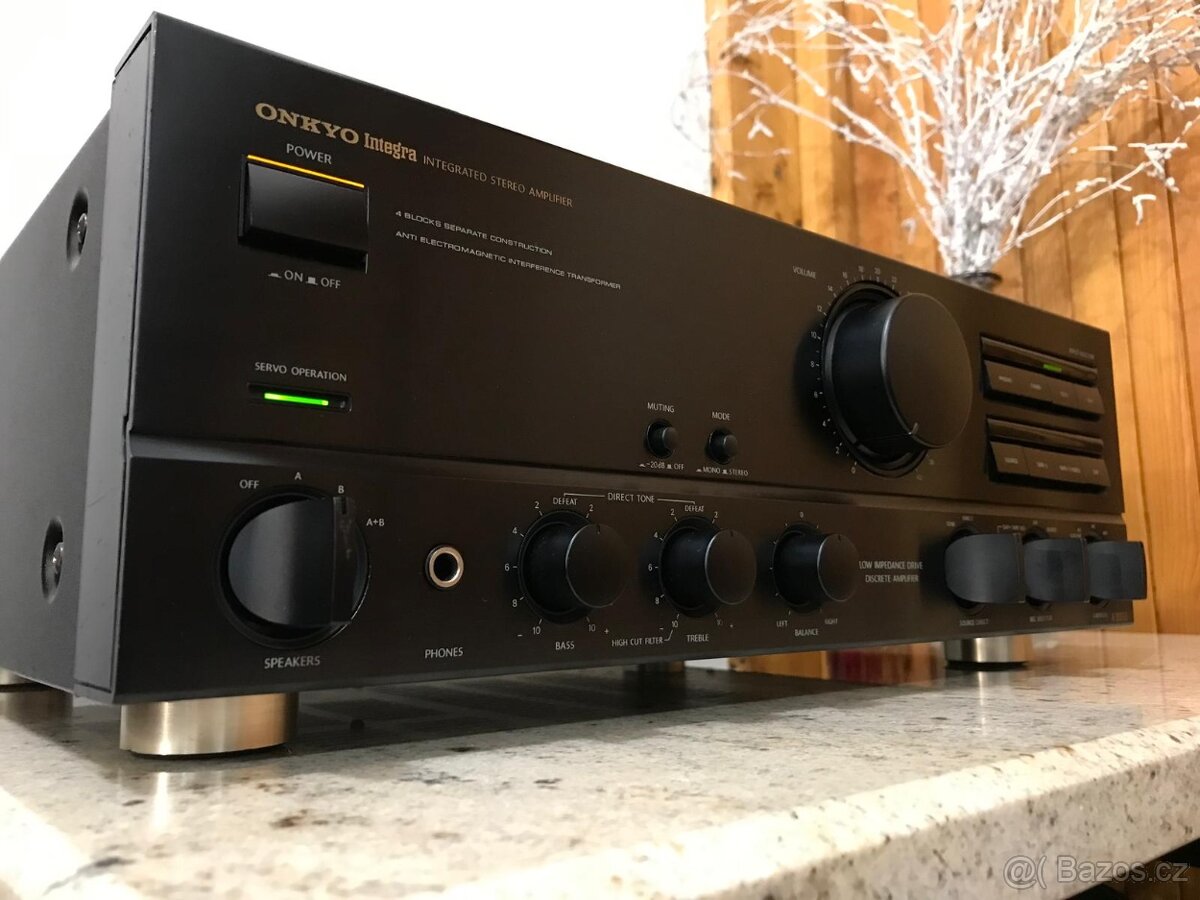 Onkyo A 8650 Velice zachovalý