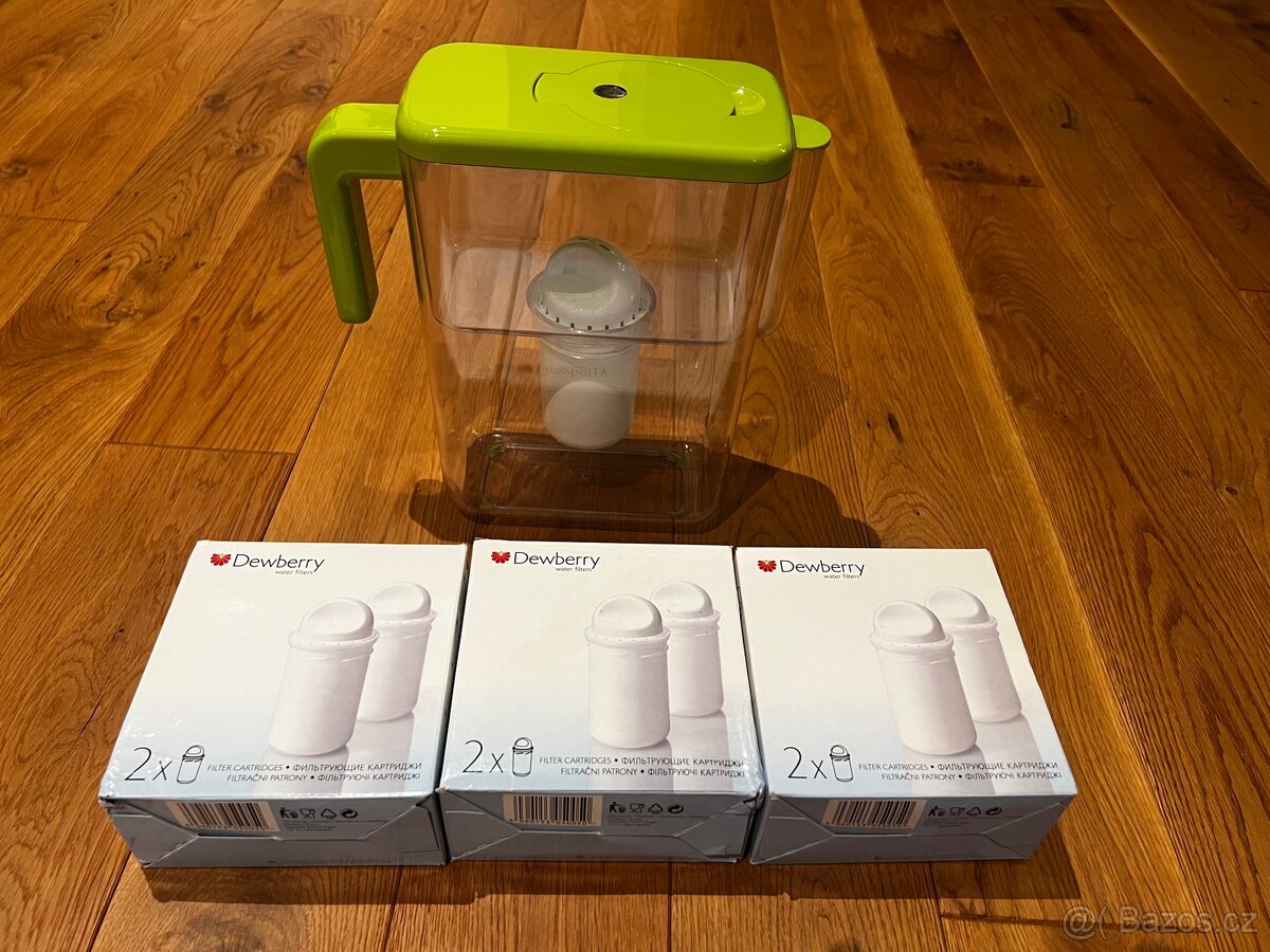 Filtrační konvice včetně 6 nových patron