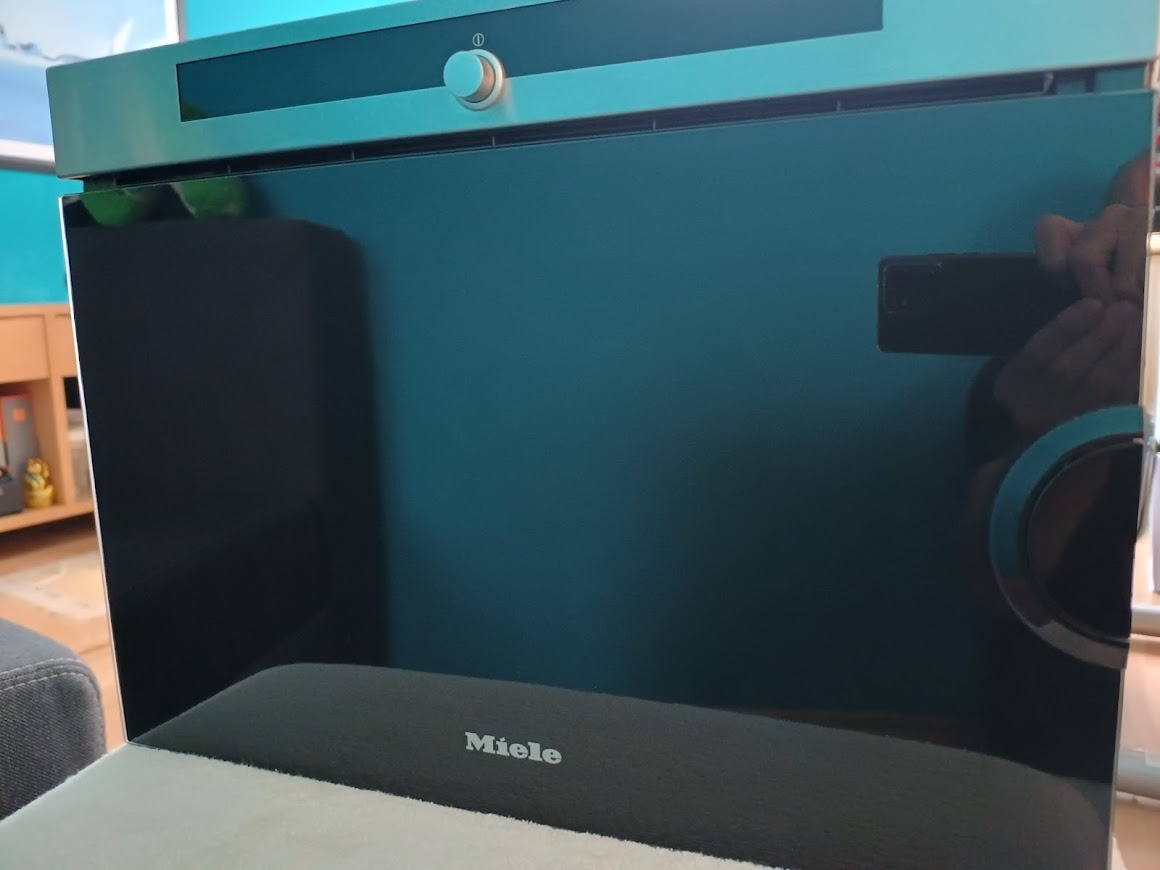 Parní trouba MIELE DG1050