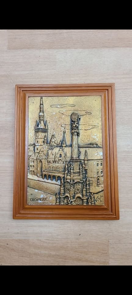 Prodám bronzový obraz Olomouce