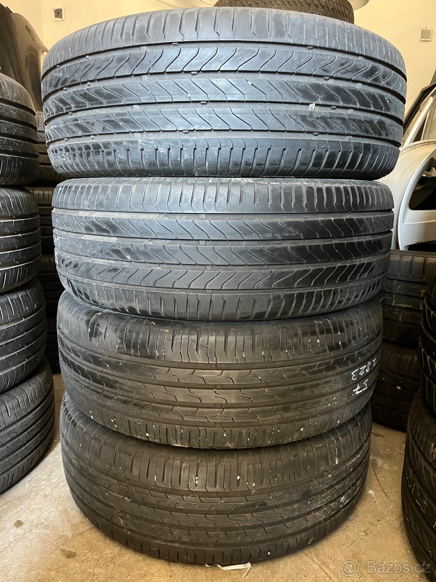 CONTINENTAL 215/60 R16 95V