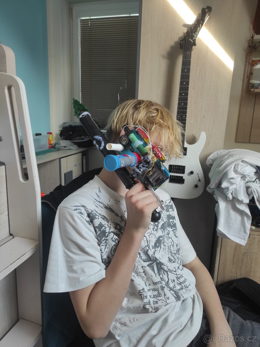 Prodávám telefon megafon