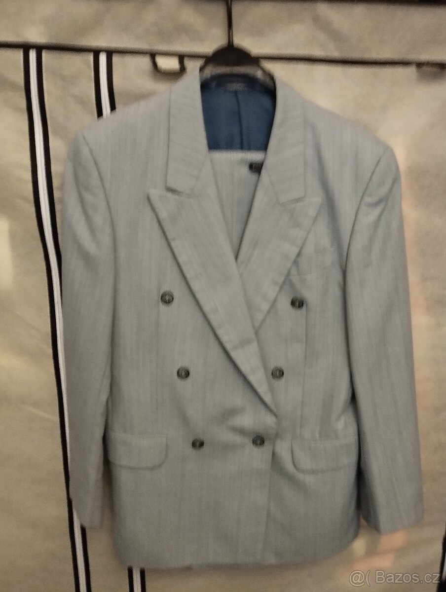 Pánský oblek