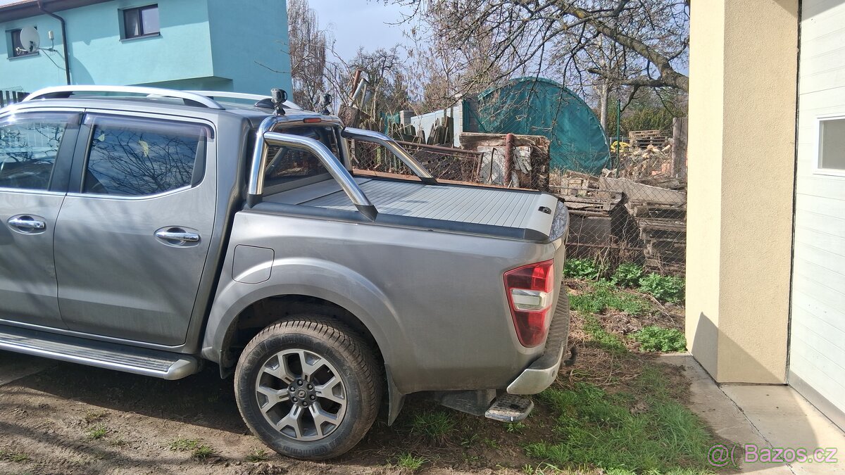 Al roleta s rámem .