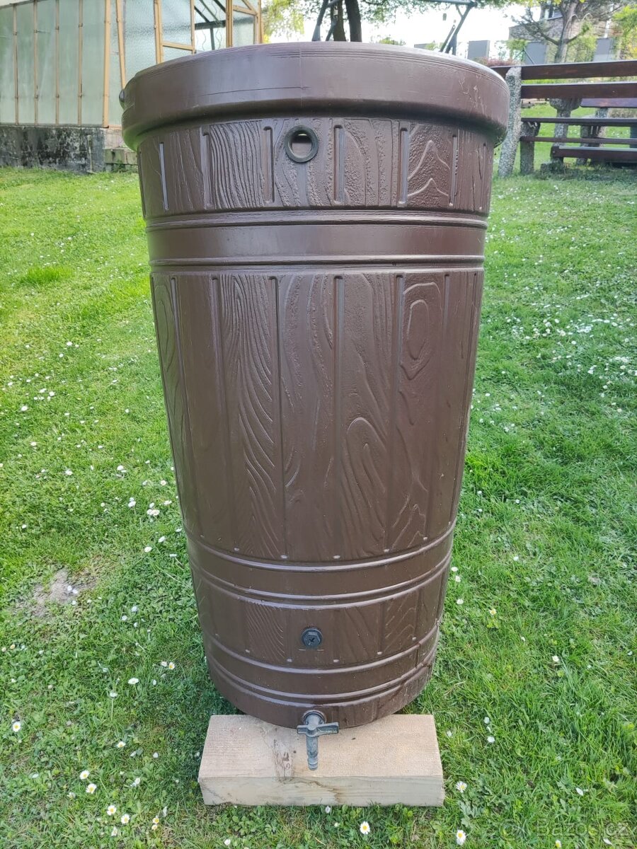 Sud na vodu WOODCAN hnědý