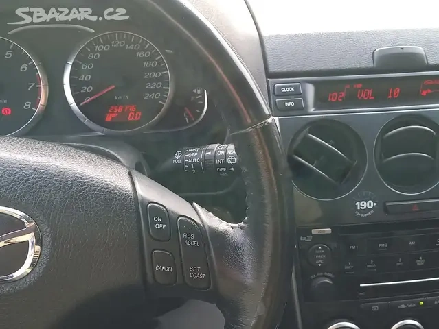 Mazda 6 GY 2.0 benzín r.2007 bez STK