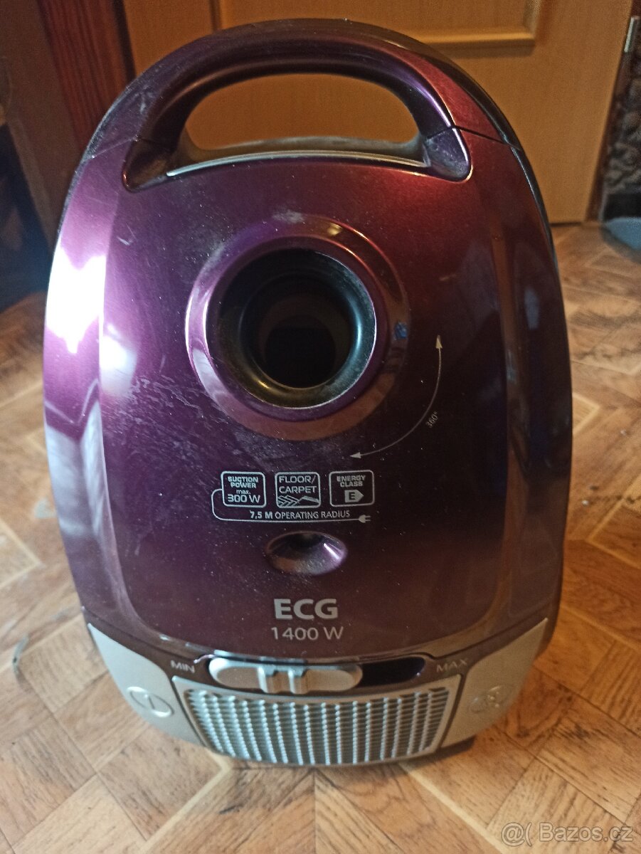 Vysavač ECG VP 3143 S