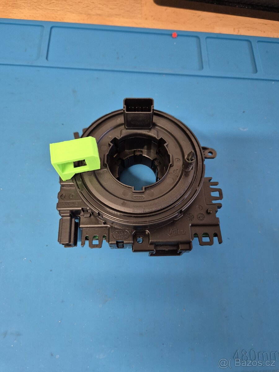 Podvolantovy krouzek 5Q0953569A