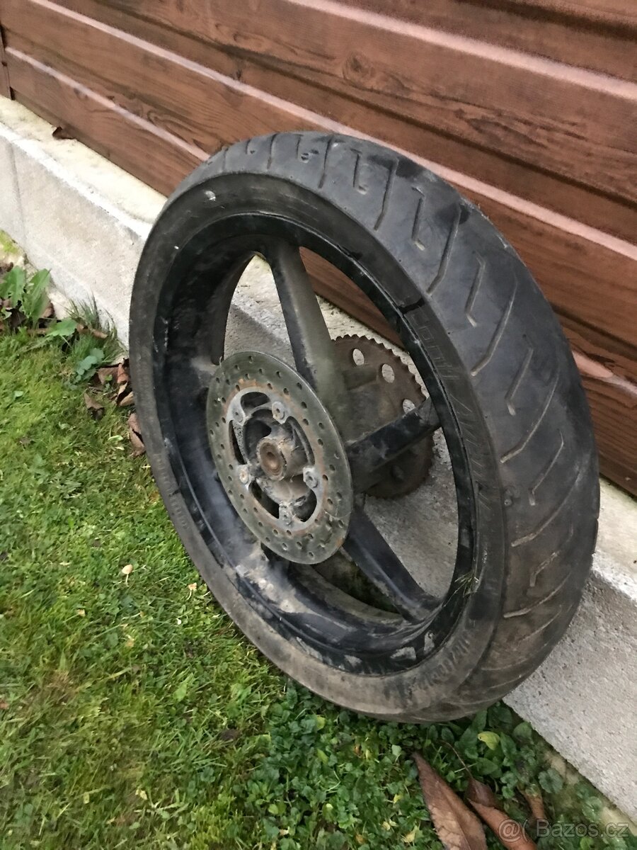 zadní lité kolo Aprilia RS 50 , neobouchané, nezničené