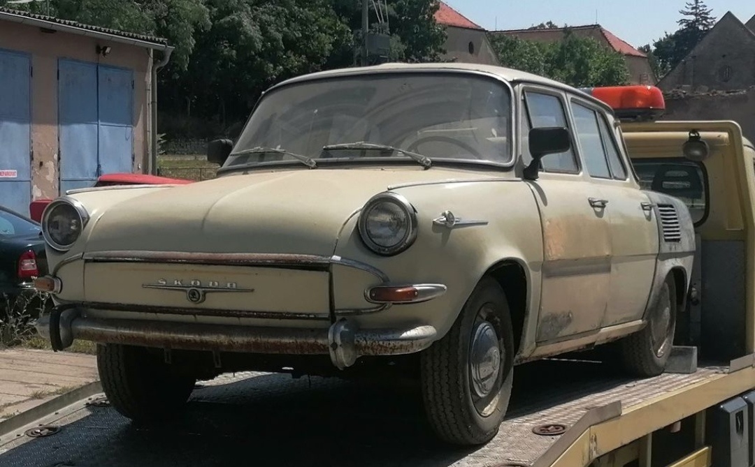 Prodám Škoda 1000MB úzký sloupek 1965
