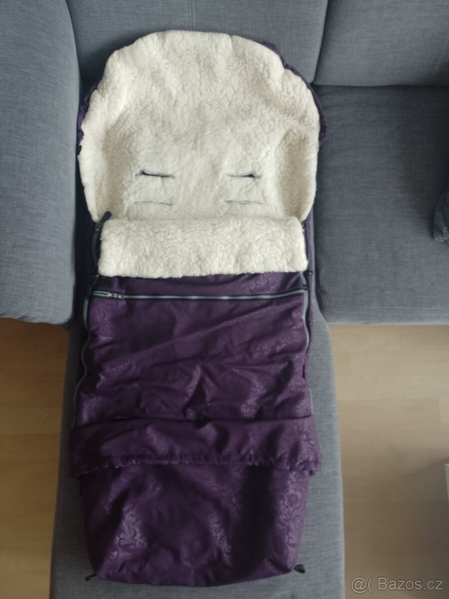 Fusak Emitex rostoucí s ovčí vlnou i s rukávníky