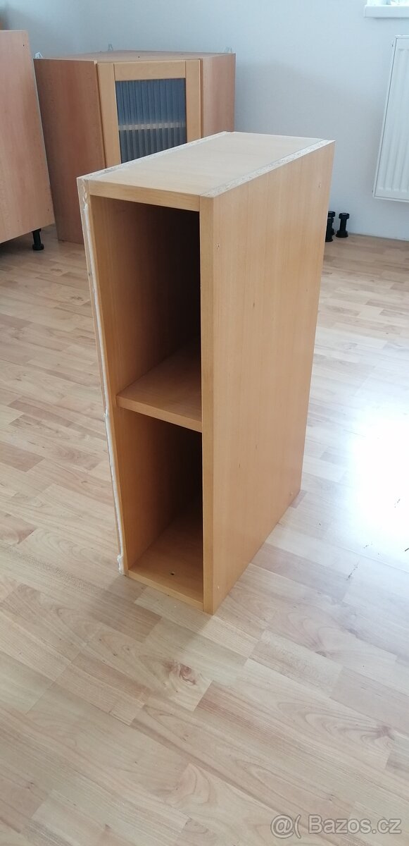 Kuchyňská polička