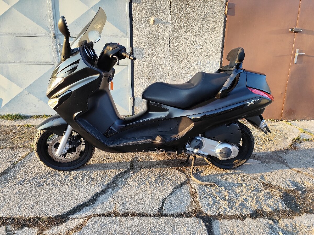 Piaggio x-evo 125
